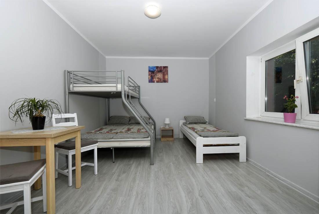 Tanie Spanie Σλούπσκ Εξωτερικό φωτογραφία